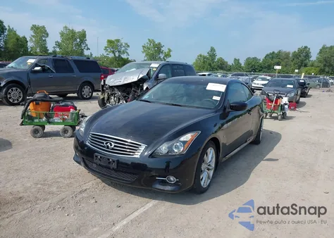 2015 Infiniti Q60 из США, поврежденный, VIN JN1CV6FE9FM811188